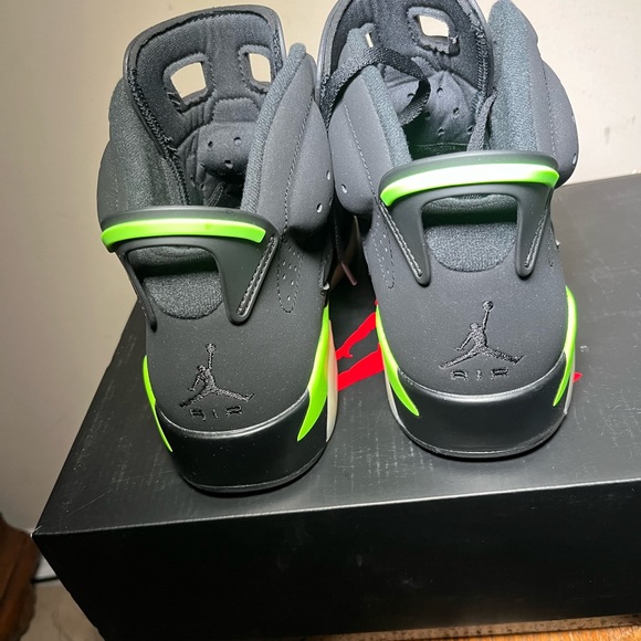Jordan 6 Electric Green main image 8